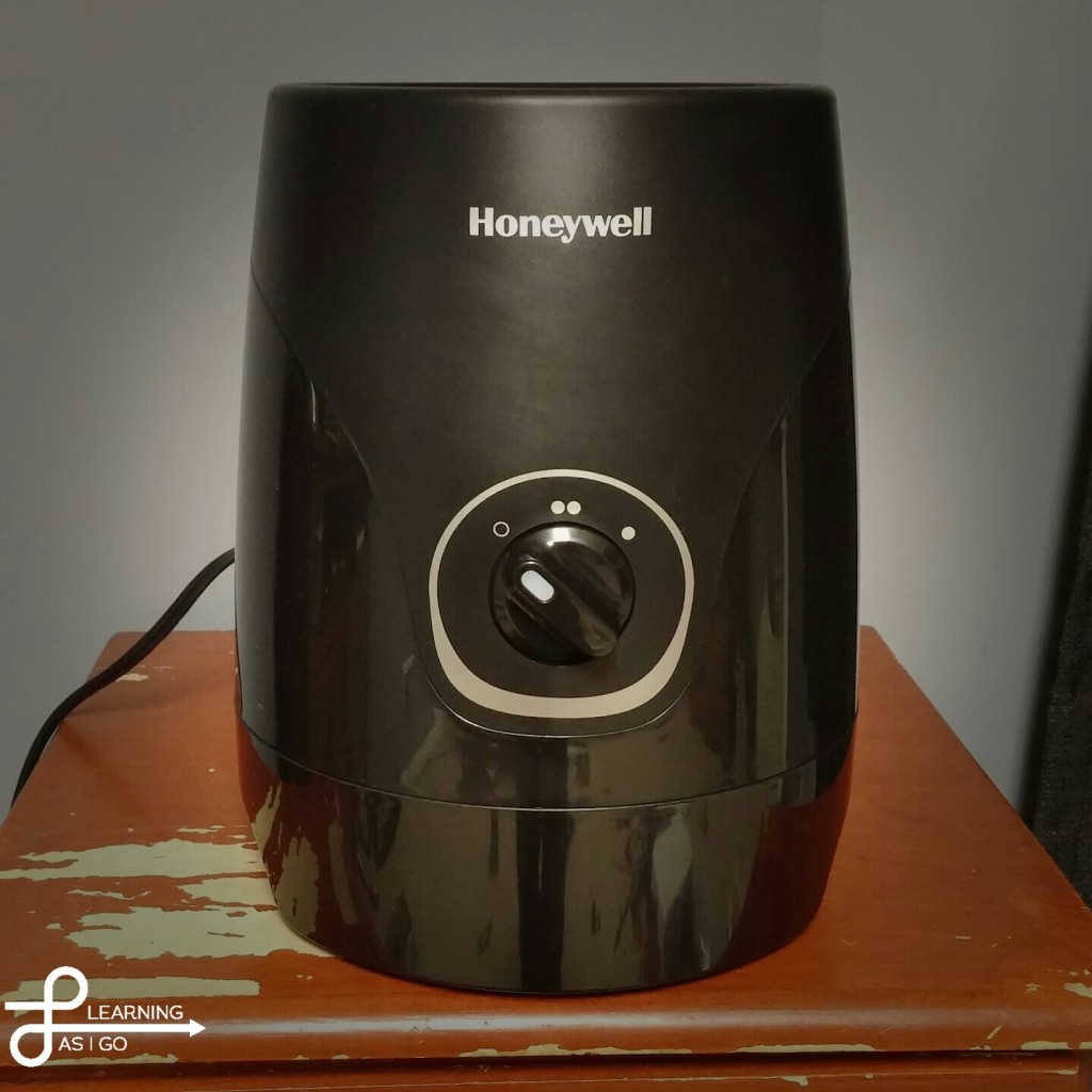 Honeywell Cool Moisture Humidifier, A Review - Flint & Co